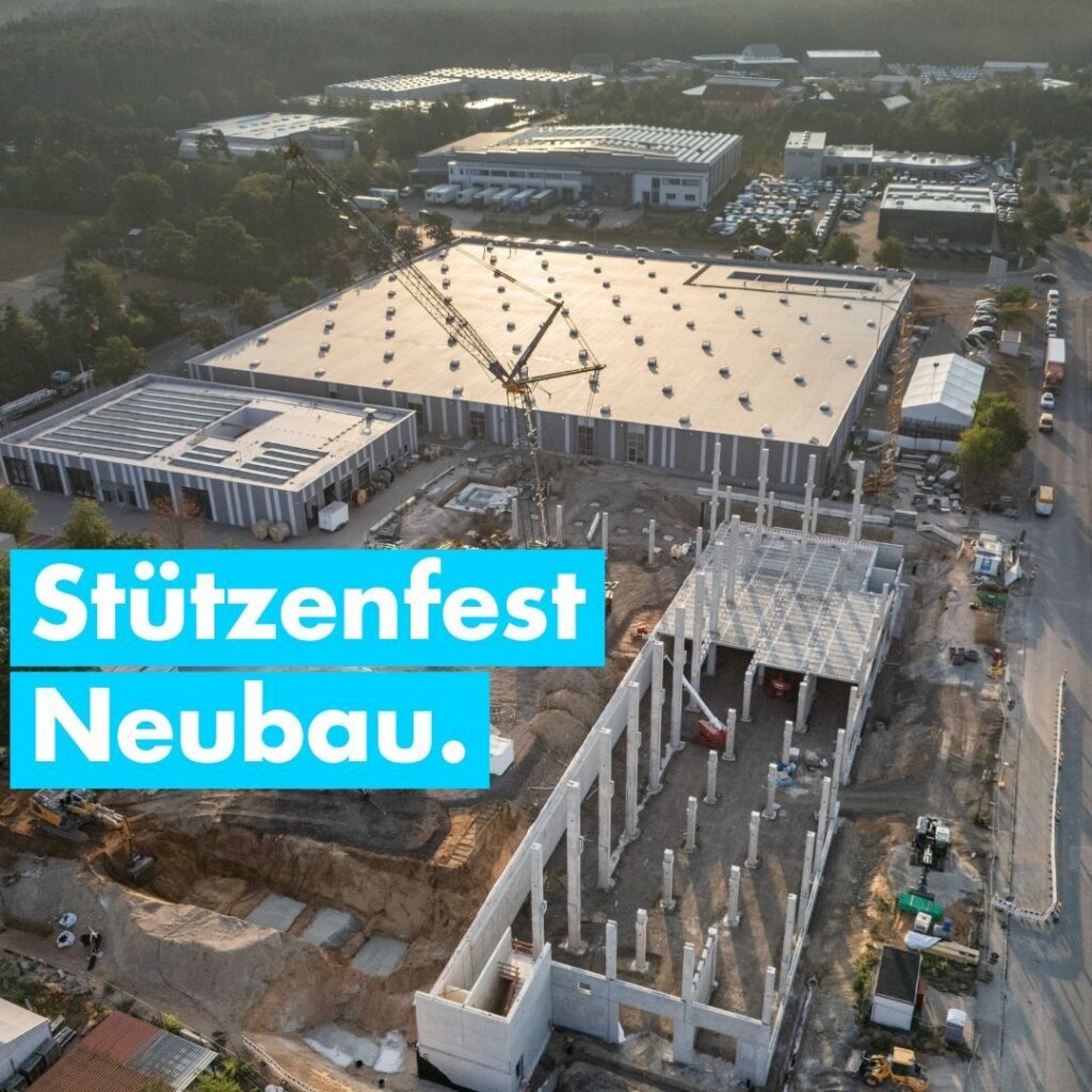 Výstavba nové haly v RIBE Roth úspěšně pokračuje